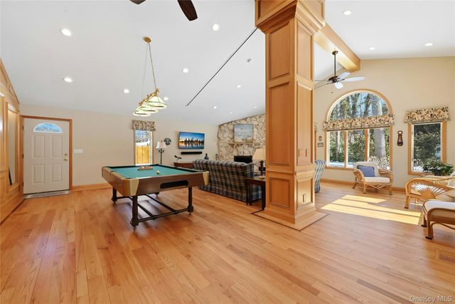 5 Shawmont Lane, Stony Brook, NY 11790