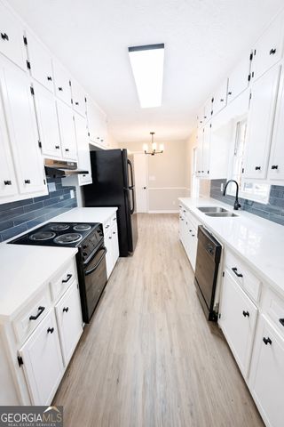 2802 Leisure Woods Lane, Decatur, GA 30034