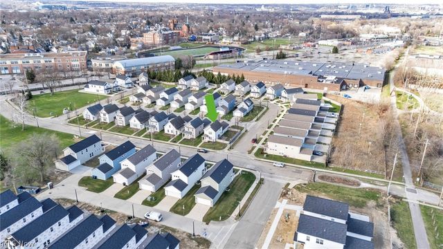 3558 E 71st Street, Cleveland, OH 44105