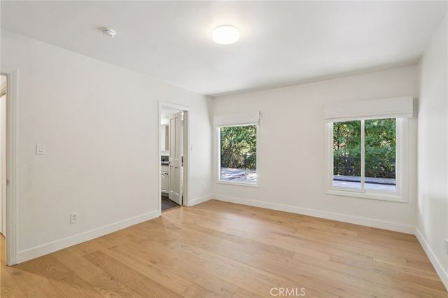 4900 Queen Victoria, Woodland Hills, CA 91364