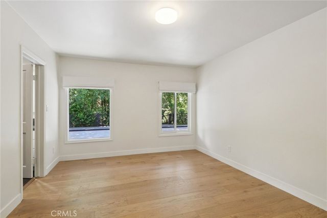 4900 Queen Victoria, Woodland Hills, CA 91364