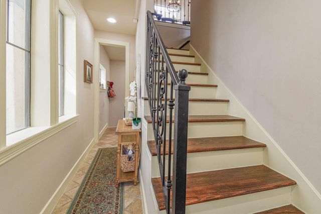 1506 W 23rd Street B, Houston, TX 77008