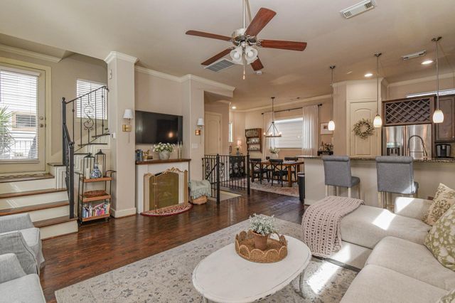 1506 W 23rd Street B, Houston, TX 77008