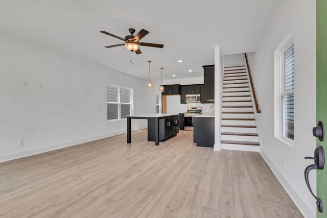 1827 Cotton Way, Chattanooga, TN 37404