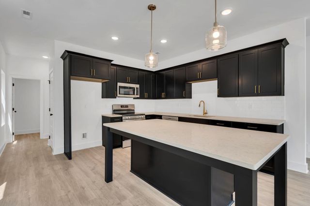 1827 Cotton Way, Chattanooga, TN 37404