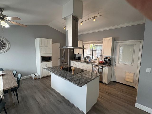 1315 Hidalgo Cir, Roseville, CA 95747