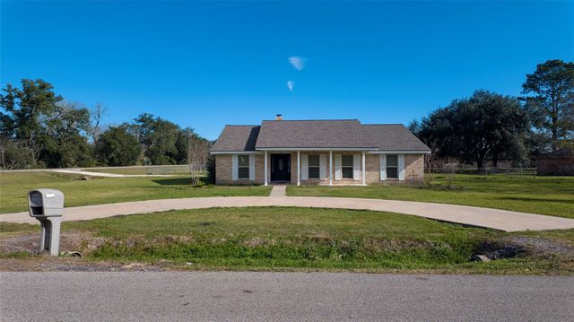 103 County Road 313, Sweeny, TX 77480