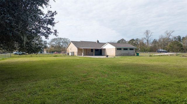 103 County Road 313, Sweeny, TX 77480