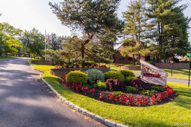 2202 Mulberry Court, Poughkeepsie, NY 12603