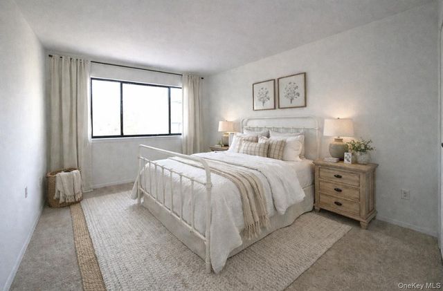 2202 Mulberry Court, Poughkeepsie, NY 12603