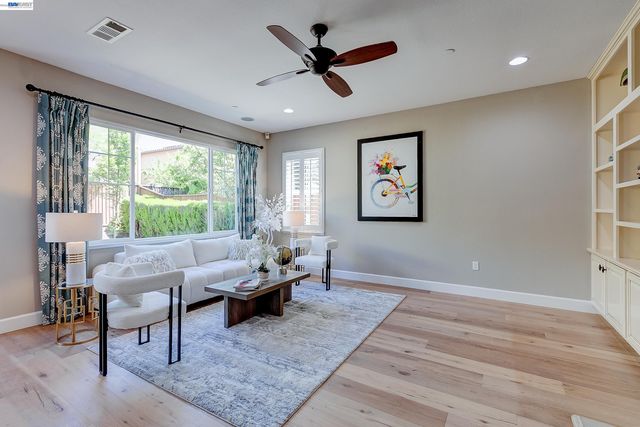 3956 JORDAN RANCH DR, Dublin, CA 94568