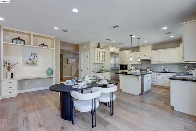 3956 JORDAN RANCH DR, Dublin, CA 94568