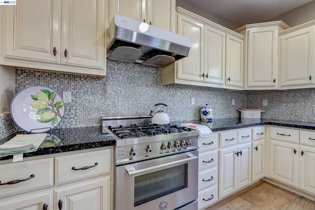 3956 JORDAN RANCH DR, Dublin, CA 94568