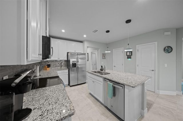 17663 TURNING LEAF CIRCLE, Land O Lakes, FL 34638