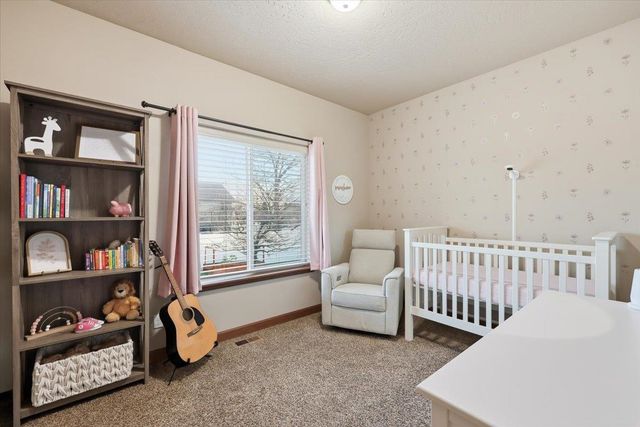 9122 N K St, Spokane, WA 99208