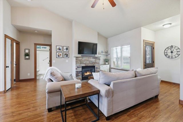 9122 N K St, Spokane, WA 99208