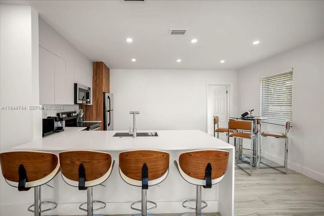 70 NW 47th Ter, Miami, FL 33127