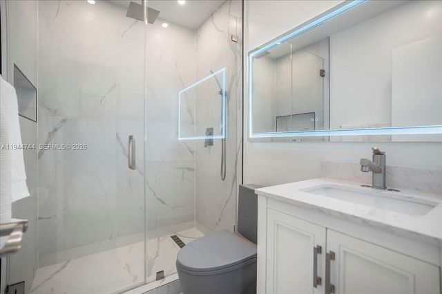 70 NW 47th Ter, Miami, FL 33127