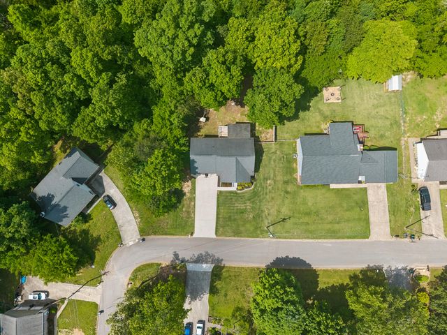 11 Hillside Drive, Ringgold, GA 30736
