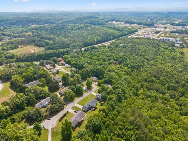 11 Hillside Drive, Ringgold, GA 30736