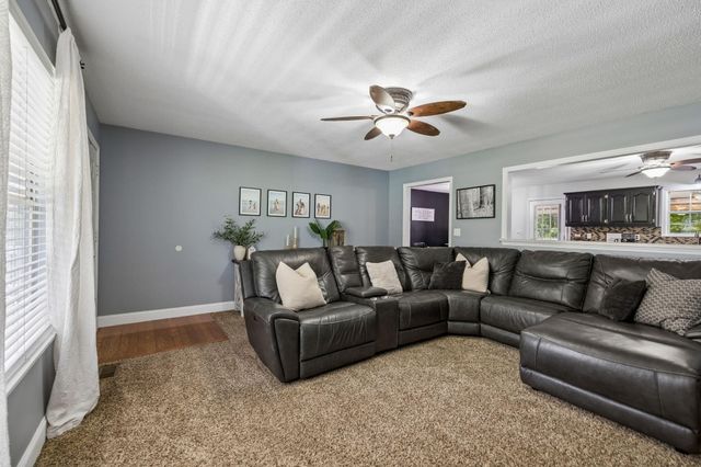 11 Hillside Drive, Ringgold, GA 30736