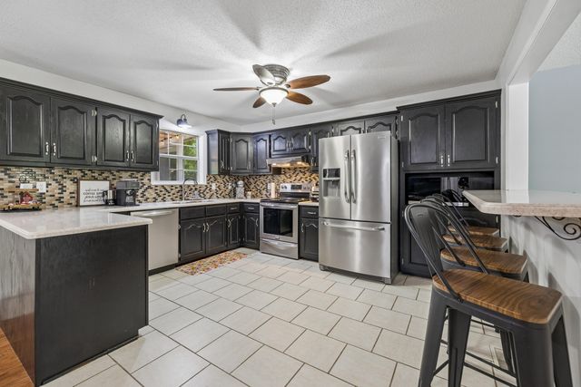 11 Hillside Drive, Ringgold, GA 30736
