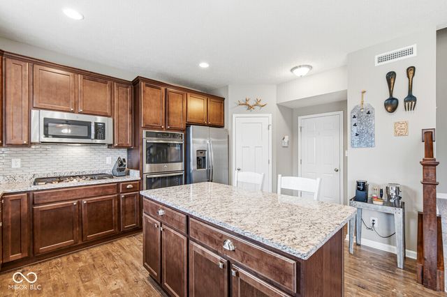 2707 Kilgobbin Cres, Brownsburg, IN 46112
