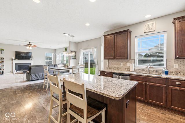2707 Kilgobbin Cres, Brownsburg, IN 46112