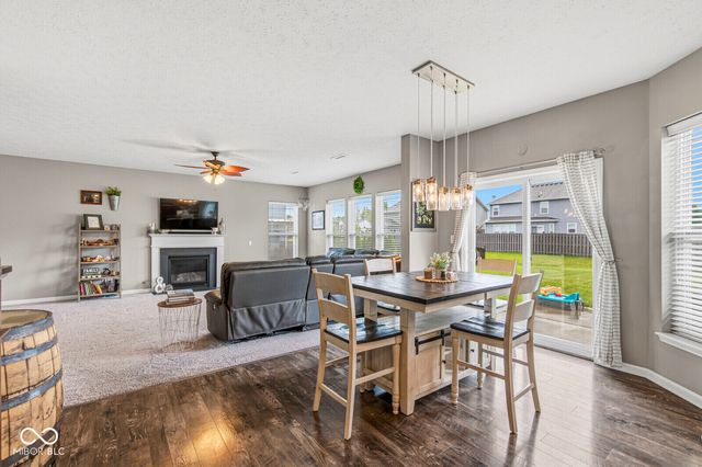 2707 Kilgobbin Cres, Brownsburg, IN 46112