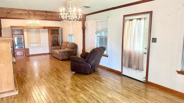 310 Lark Dr, Lockport, LA 70374