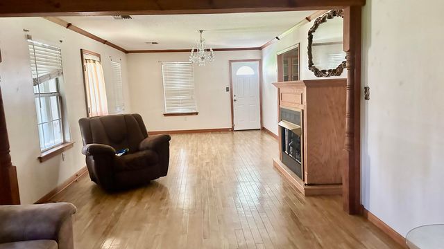 310 Lark Dr, Lockport, LA 70374