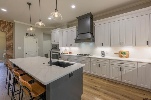 105 Heritage Way, Bullard, TX 75757