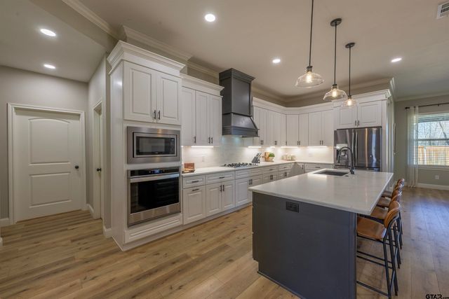 105 Heritage Way, Bullard, TX 75757