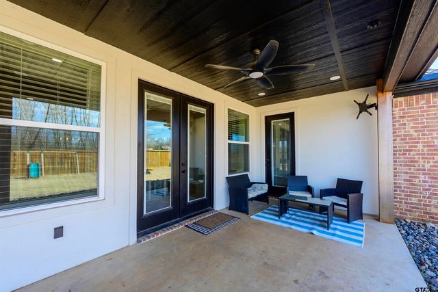 105 Heritage Way, Bullard, TX 75757