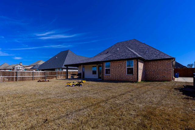 105 Heritage Way, Bullard, TX 75757