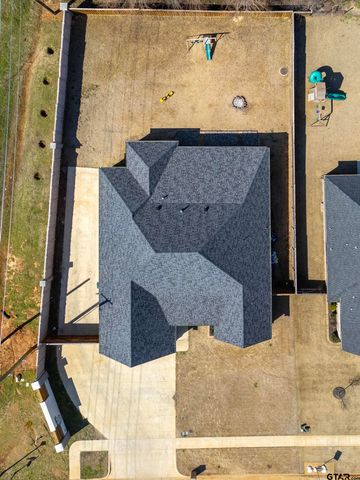 105 Heritage Way, Bullard, TX 75757