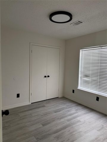 11819 Meadowchase Drive, Houston, TX 77065