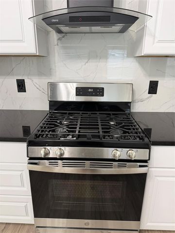 11819 Meadowchase Drive, Houston, TX 77065