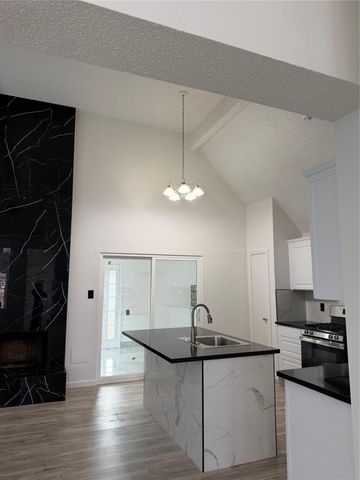 11819 Meadowchase Drive, Houston, TX 77065