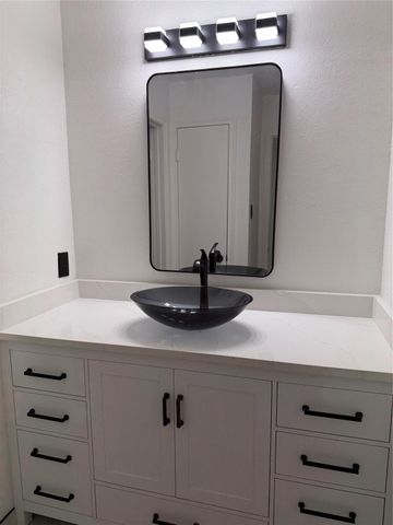 11819 Meadowchase Drive, Houston, TX 77065