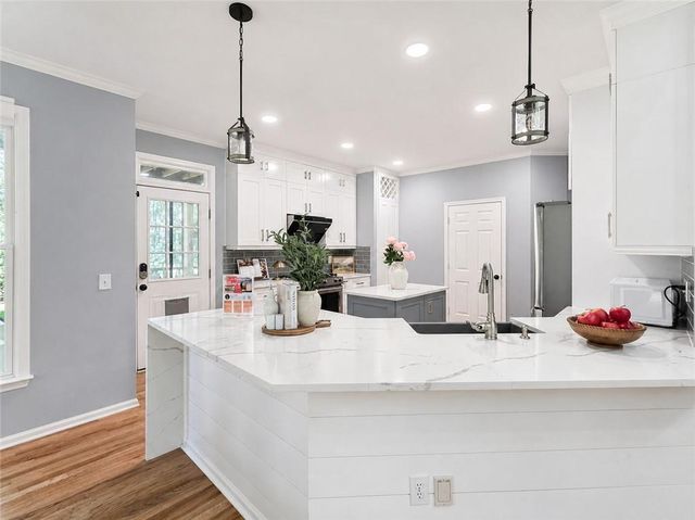 320 Summerlin Drive, Alpharetta, GA 30005