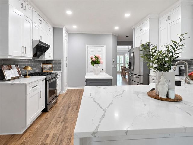 320 Summerlin Drive, Alpharetta, GA 30005
