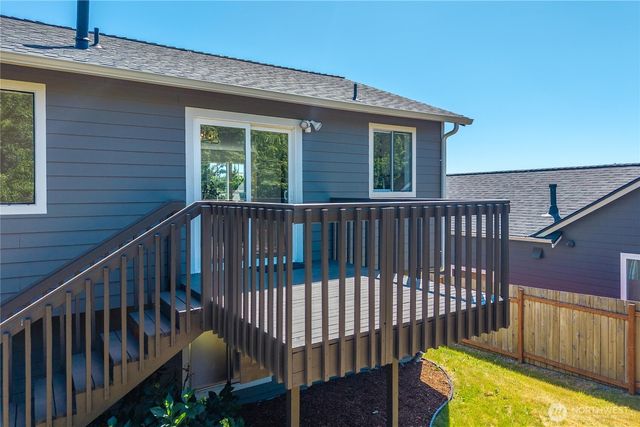 22938 SE 280th Place, Maple Valley, WA 98038