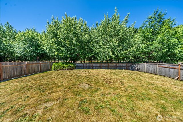 22938 SE 280th Place, Maple Valley, WA 98038