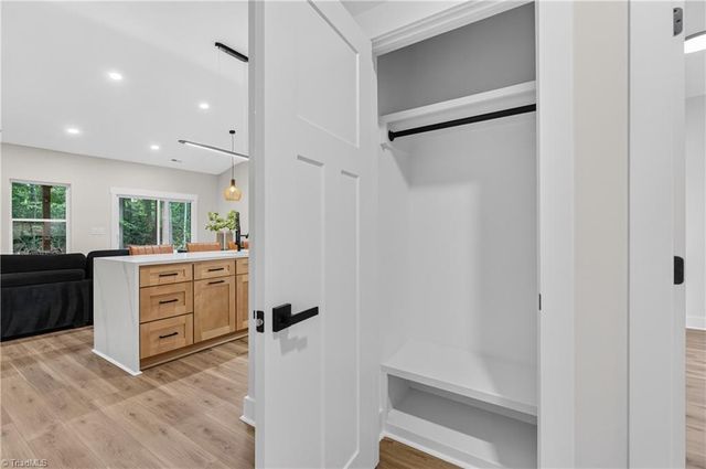 105 Bridlewood Avenue, High Point, NC 27265