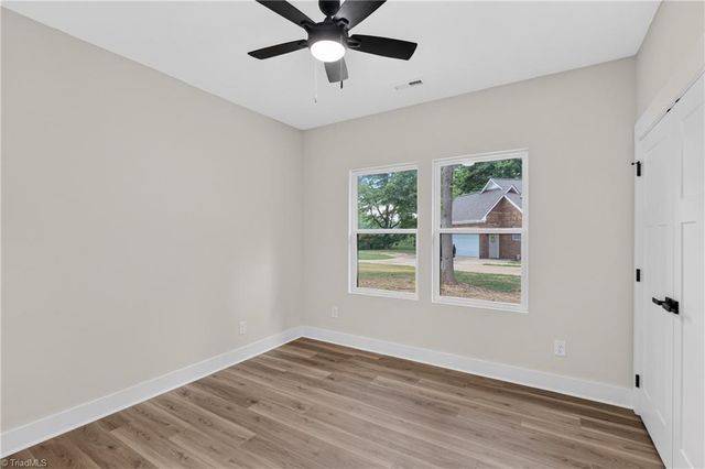 105 Bridlewood Avenue, High Point, NC 27265