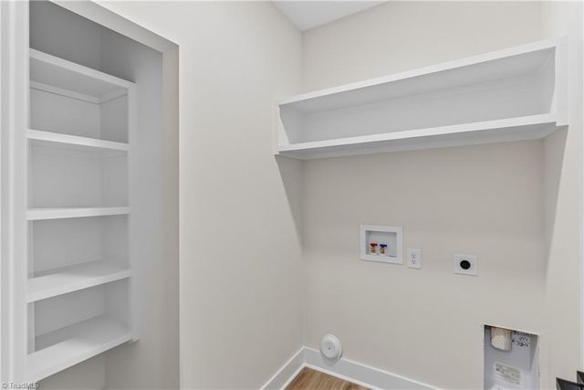 105 Bridlewood Avenue, High Point, NC 27265