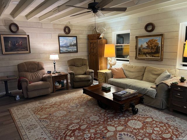 703 TANGLEWOOD LN, Kerrville, TX 78028