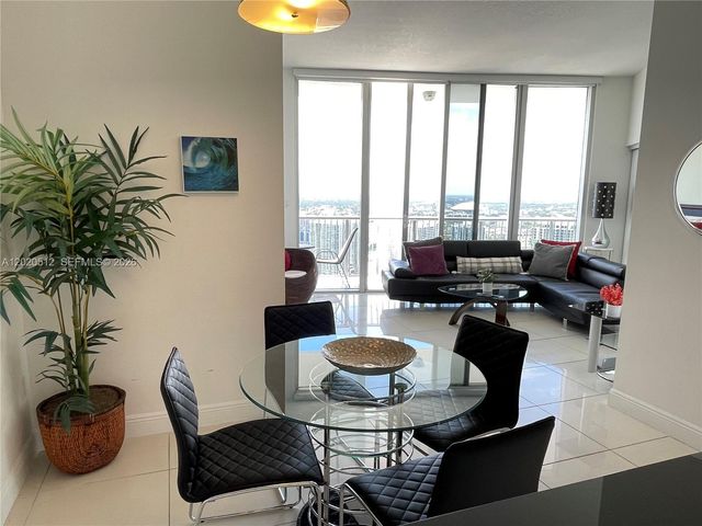 1750 N Bayshore Dr 5614, Miami, FL 33132