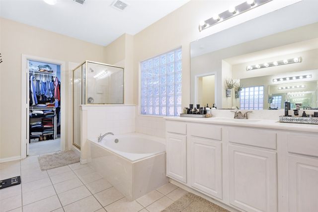 8972 Kennsington Street, Frisco, TX 75036
